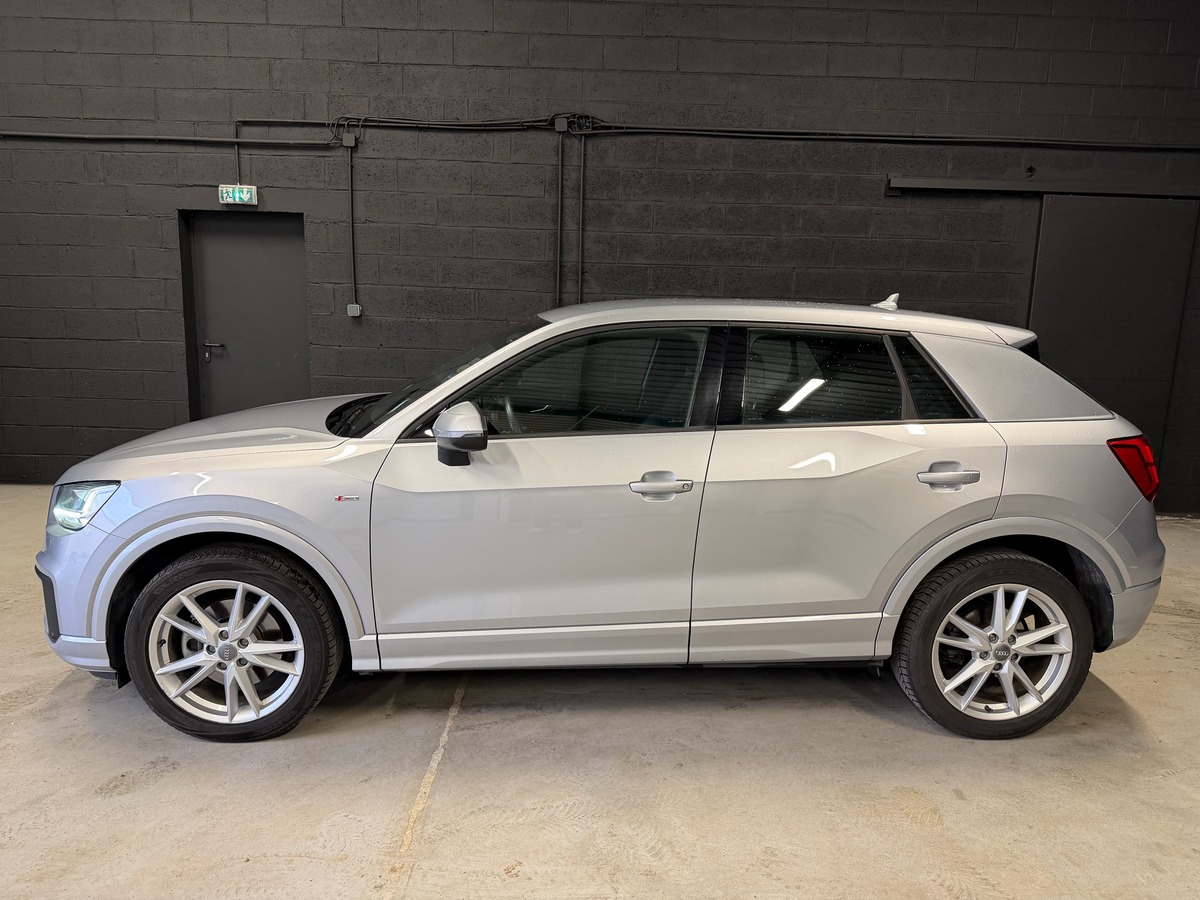 Audi Q2 35 tdi S Line Quattro Cock Pit / Caméra de Recul / Suivi Audi