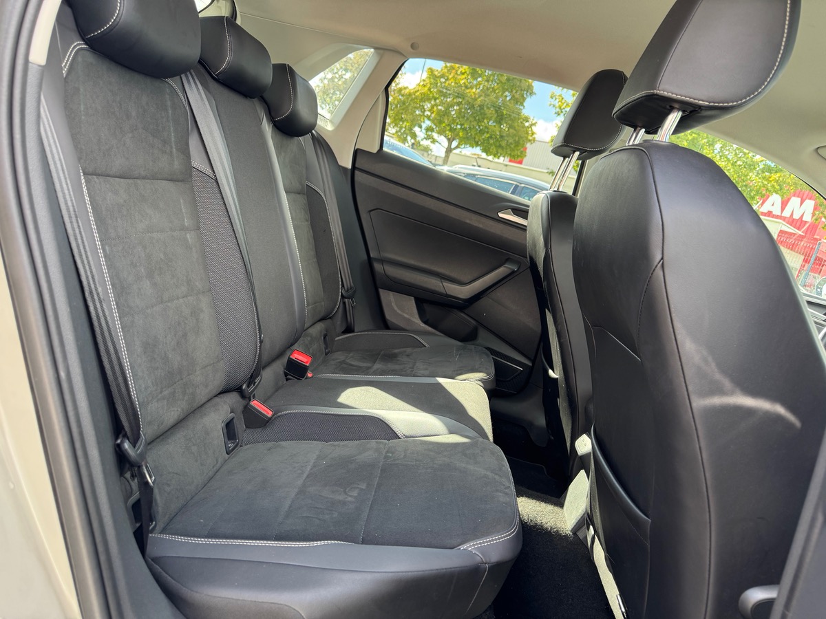 Volkswagen Polo VI 1.0 TSI 110CV Style BVA7