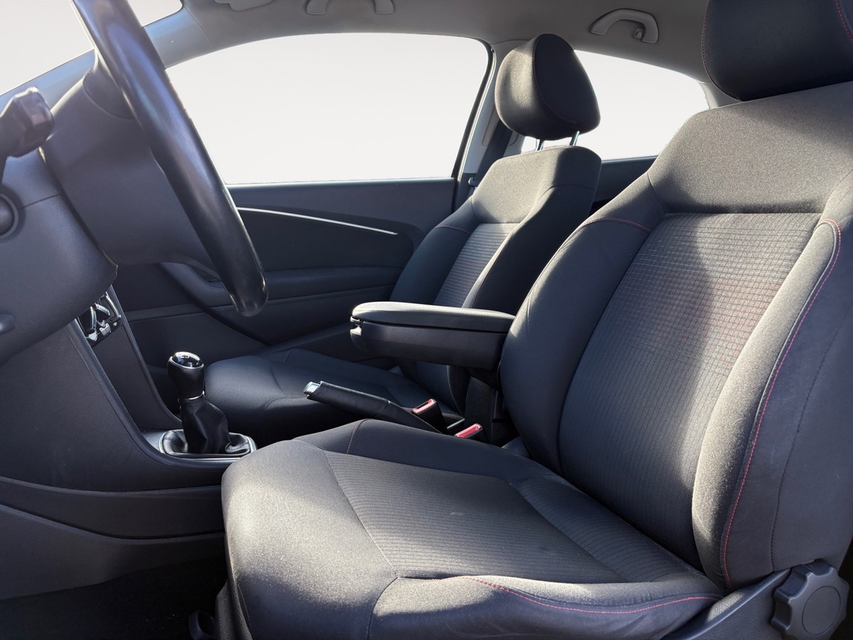 Volkswagen Polo 1.2 TSI 90 BlueMotion Match / DISTRI OK / CARPLAY