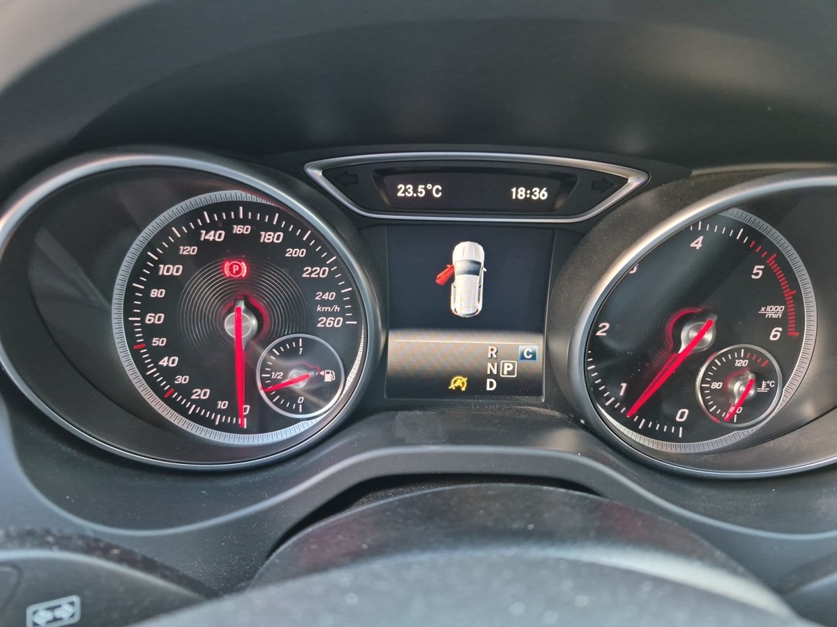 Mercedes-Benz Classe GLA 2.2 200 Cdi 135 Fascination 7g-dct