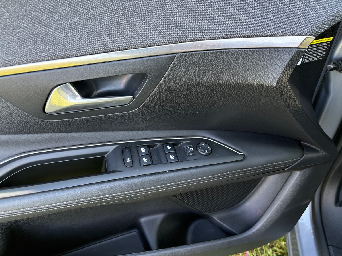 Peugeot 3008 1.5 bhdi - 130CV - ALLURE