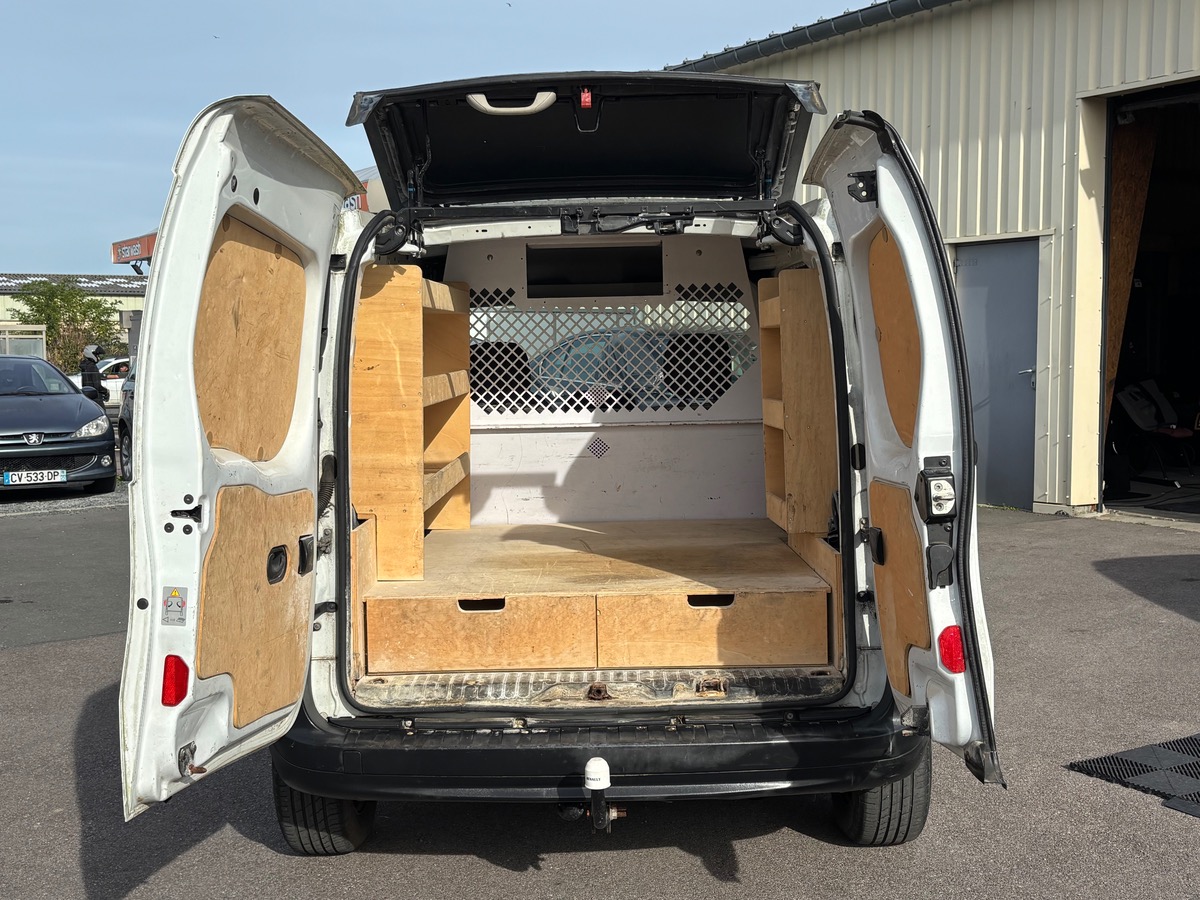 RENAULT Kangoo II Express phase 1 BVM5 / Trappe de toit