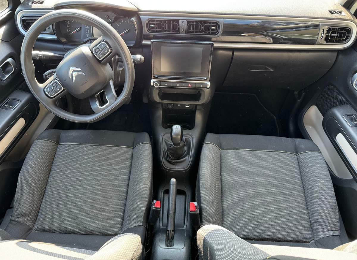 Citroën C3 Phase 3 Shine S&S 110 cv - Carnet d'entretien complet - Courroie changée - Apple Carplay