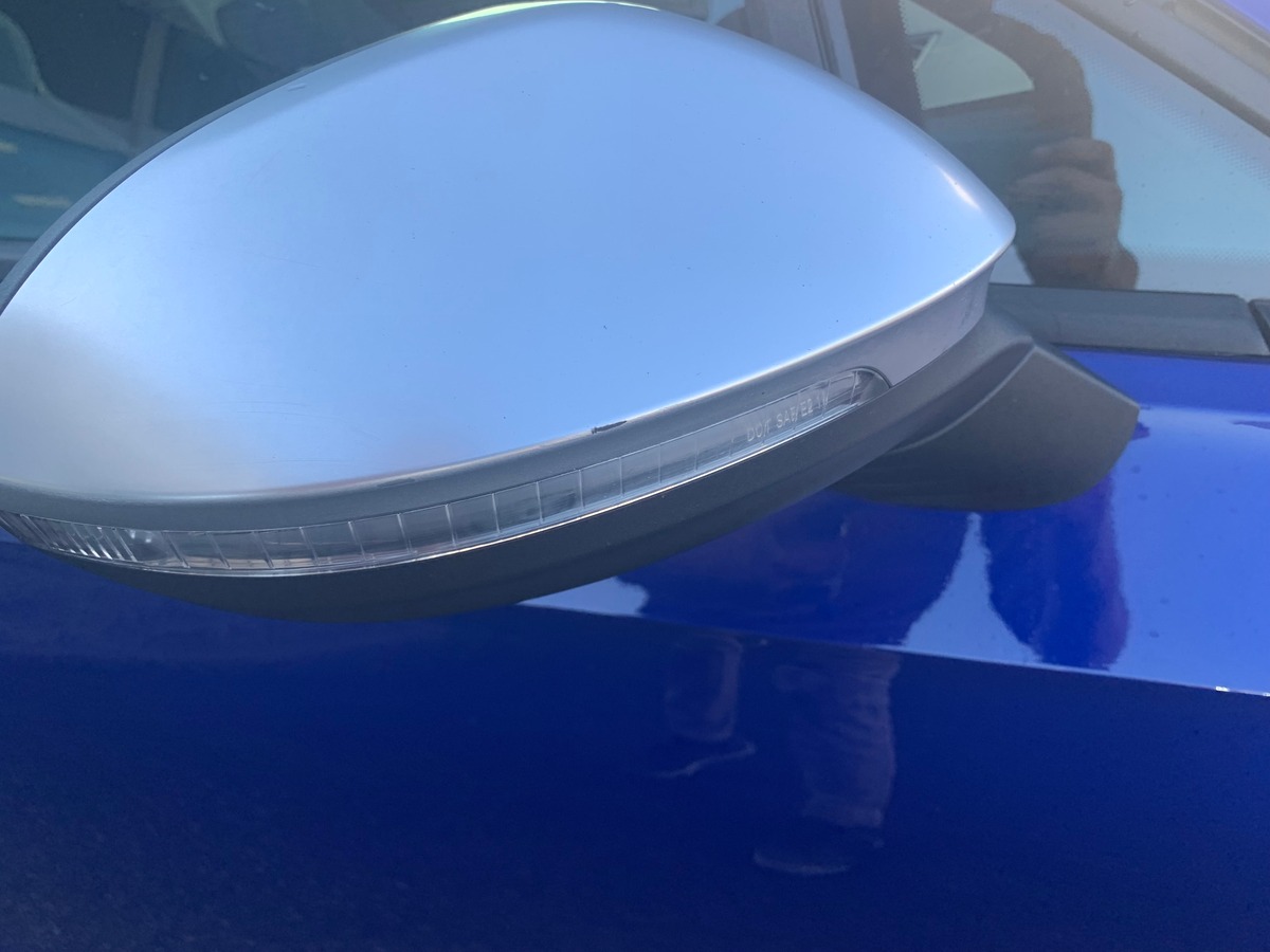 Volkswagen GOLF 8 320 chevaux | R | Toit ouvrant | Caméra de recul | Apple car play | GPS | Attelage