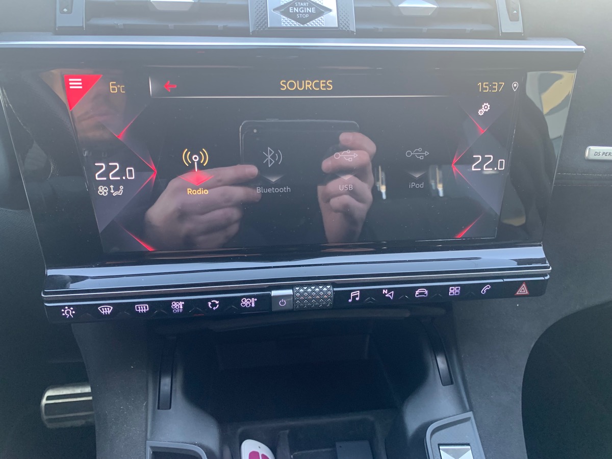 DS DS 7 130 ch | PERFORMANCE LINE + | Caméra de recul | Coffre mains-libres | Sièges électriques