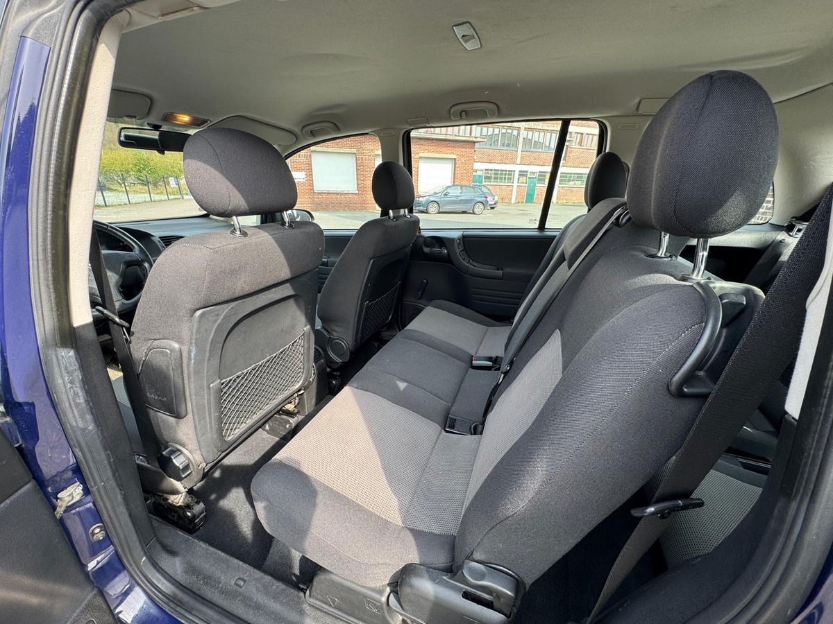 Opel Zafira 1.6 100- 7 places - Disneyland-Garantie