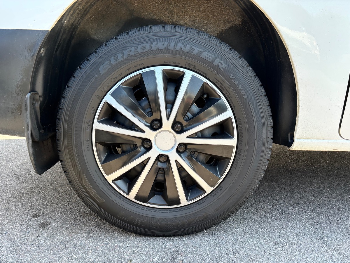 Peugeot Expert L2H1 2.0 120 BVM6 Premium Pack