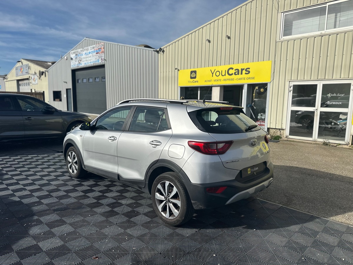 Kia Stonic Phase 2 1.0 T-GDi 100 cv EN TRÈS BON ÉTAT - CAMÉRA DE RECUL - CARPLAY