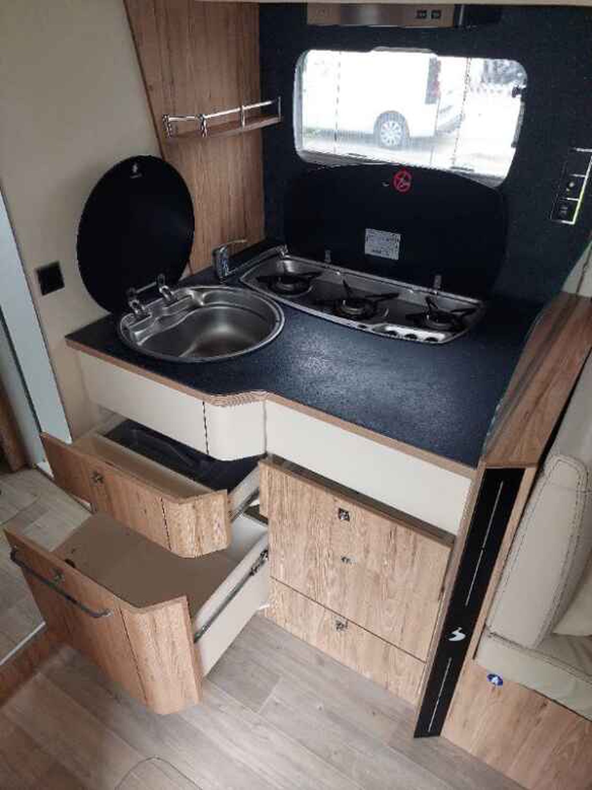 Fiat DUCATO BAVARIA 150 ch | Style | Attelage | Lit central et lit pavillon