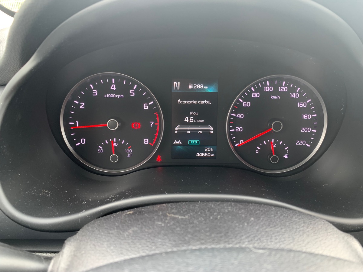 Kia Stonic 120 ch | Active | Caméra recul | Apple Car Play | Entretiens et Garantie constructeur