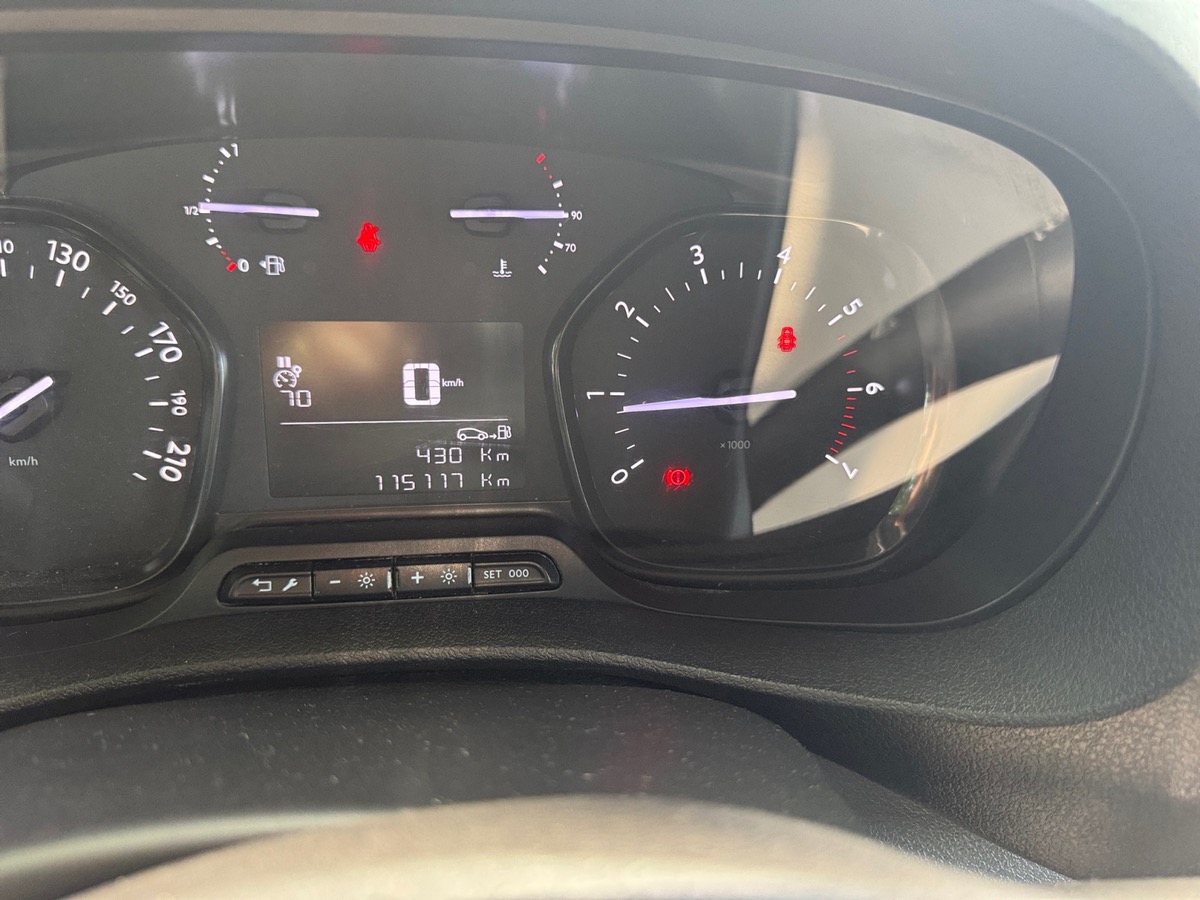 Peugeot Expert PREMIUM 120CV 1,5 BLUEHDI