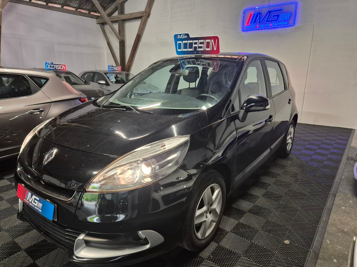 RENAULT Scenic