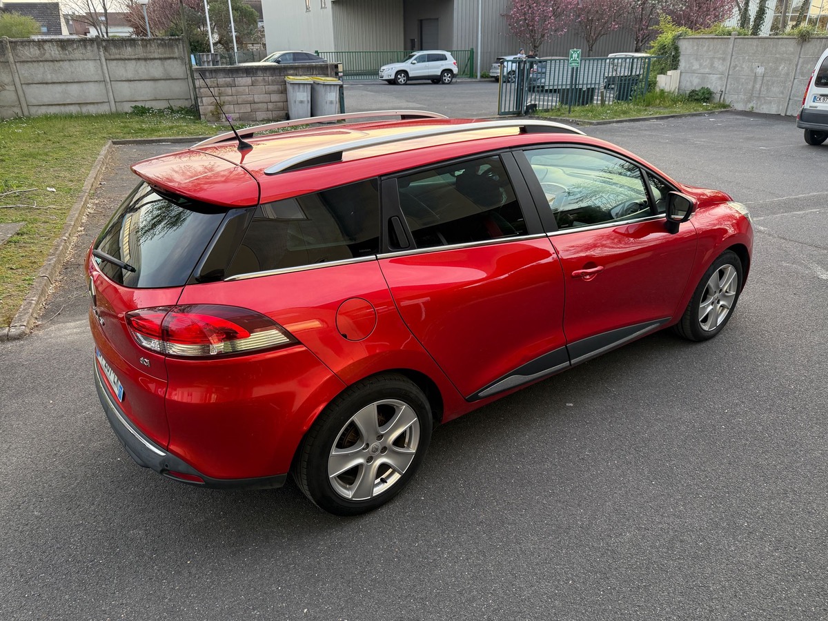 RENAULT Clio IV ESTATE 1.5 DCI 90 CV Intense 4XCBLeut