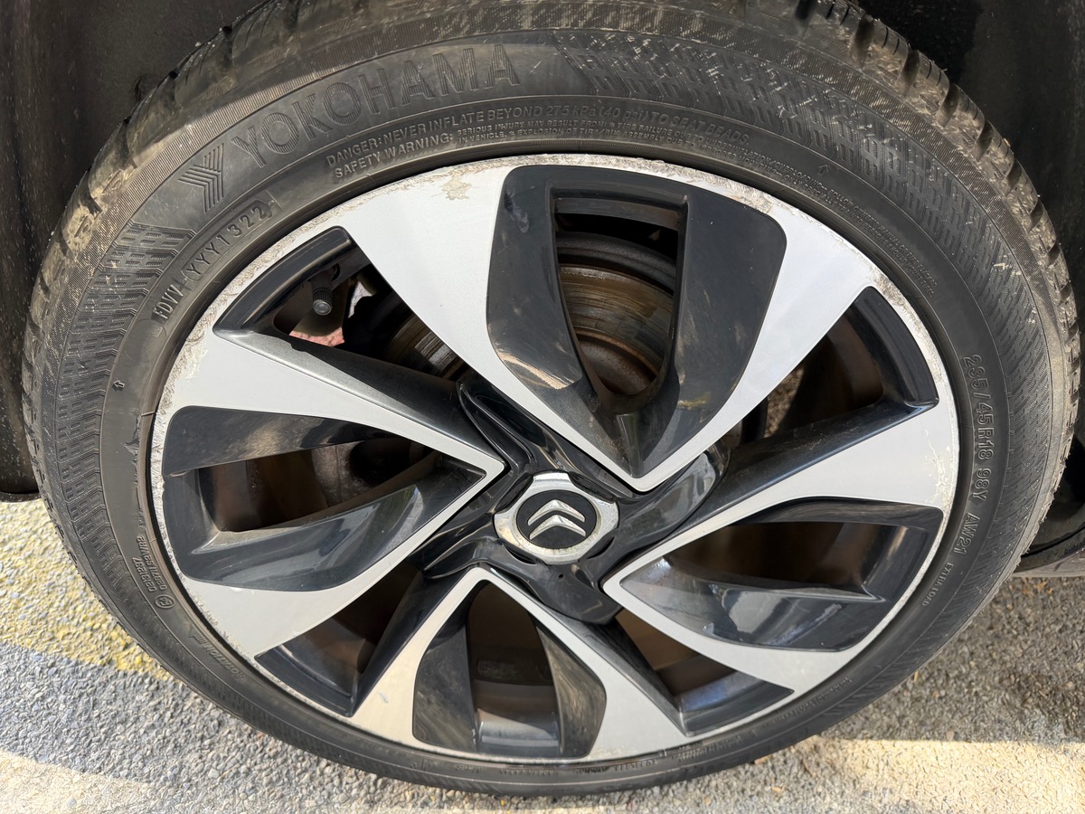 Citroën DS5 2.0 HDi hybrid 4x4 163 CV / Toit Panoramique / Sport Chic / Full Options Km réel