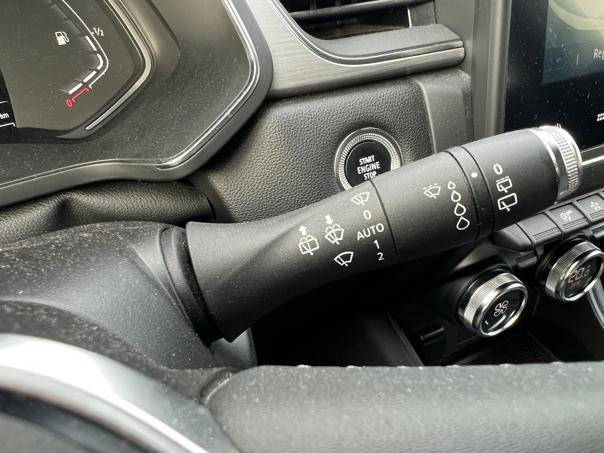 RENAULT Captur INTENS  90cv Tce, SUIVI COMPLET, CAMERA DE RECUL, GPS, CARPLAY