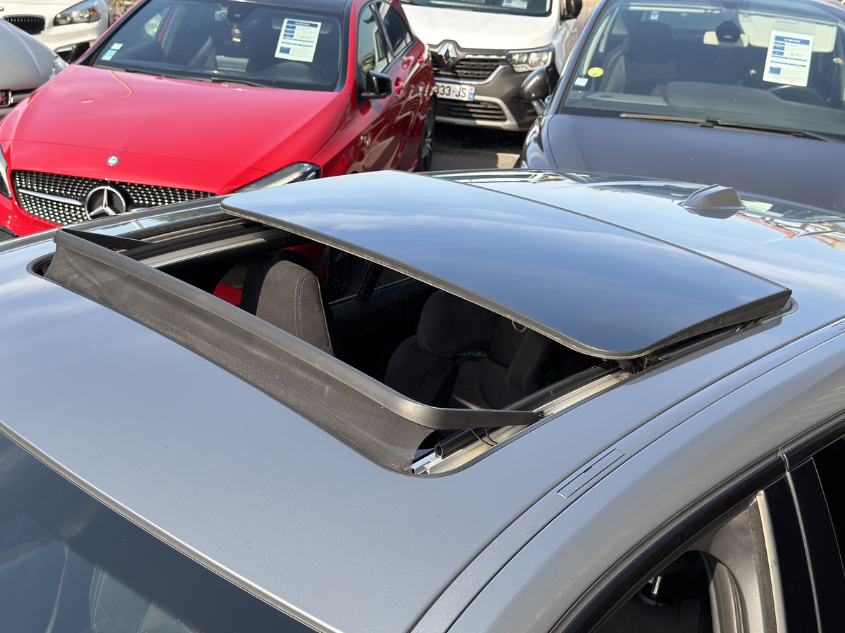 Bmw Série 1 120 iA Msport / Toit panoramique / Attelage / CarPlay / Caméra de recul