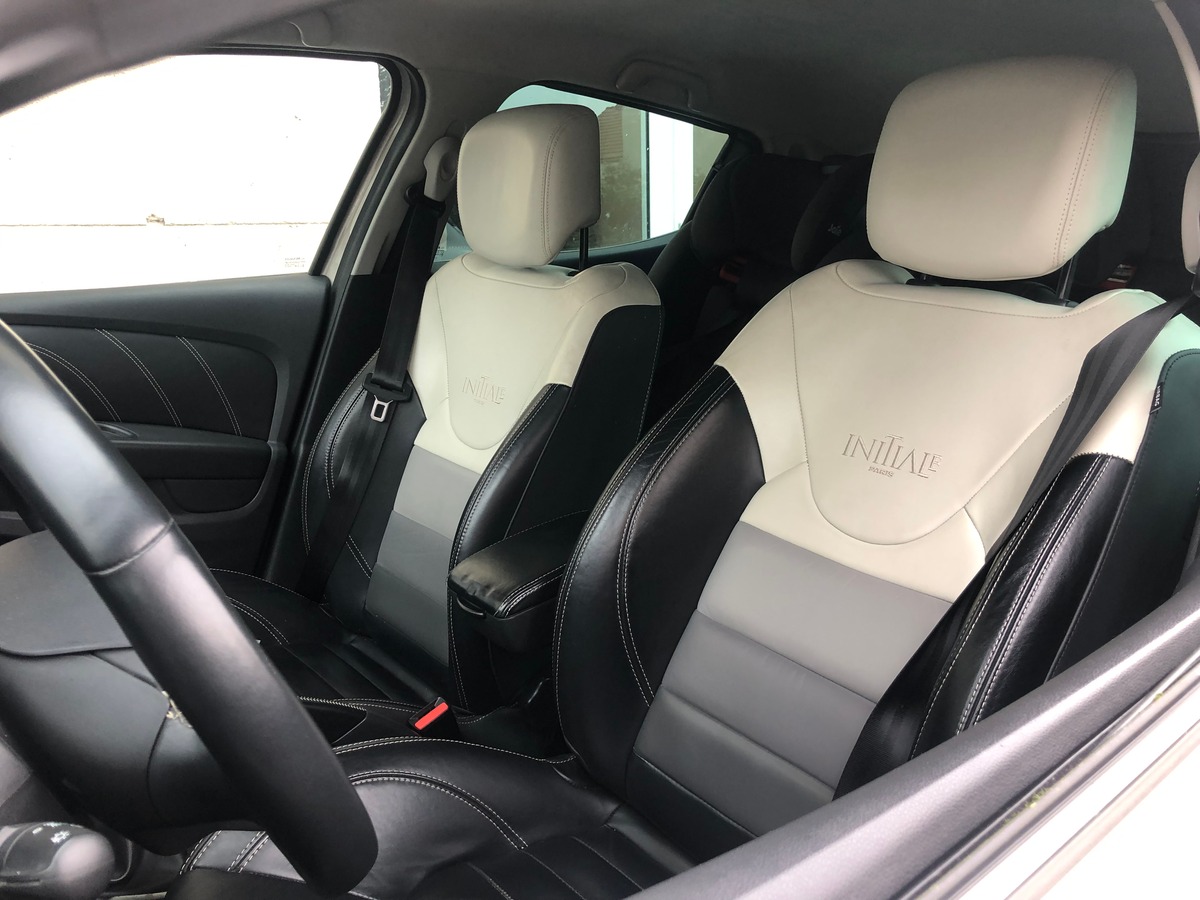 RENAULT Clio IV INITIALE