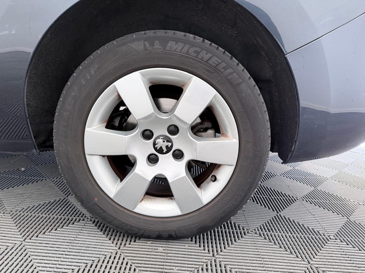 Peugeot 5008 1.6 Hdi 115 7places Active