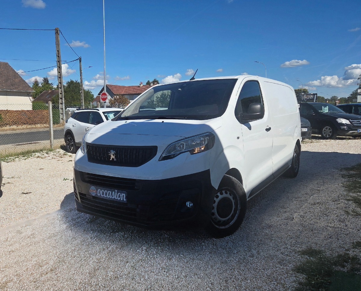 Peugeot Expert 2.0L BLUE HDI 180CV ASPHALT EAT8 /1* MAIN 12491.67 HT