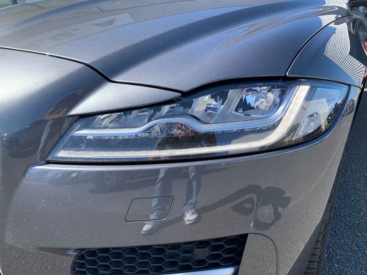 Jaguar XF Sportbrake 240 ch | R Sport | AWD | Toit panoramique | Caméra de recul | Apple car play
