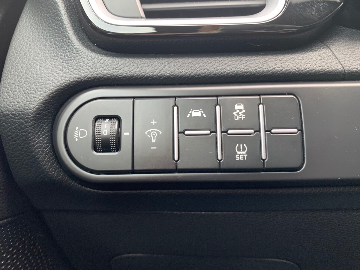 Kia Ceed 136 ch | GT LINE | Caméra Recul | GPS | Régulateur vitesse | Palettes vitesses au Volant