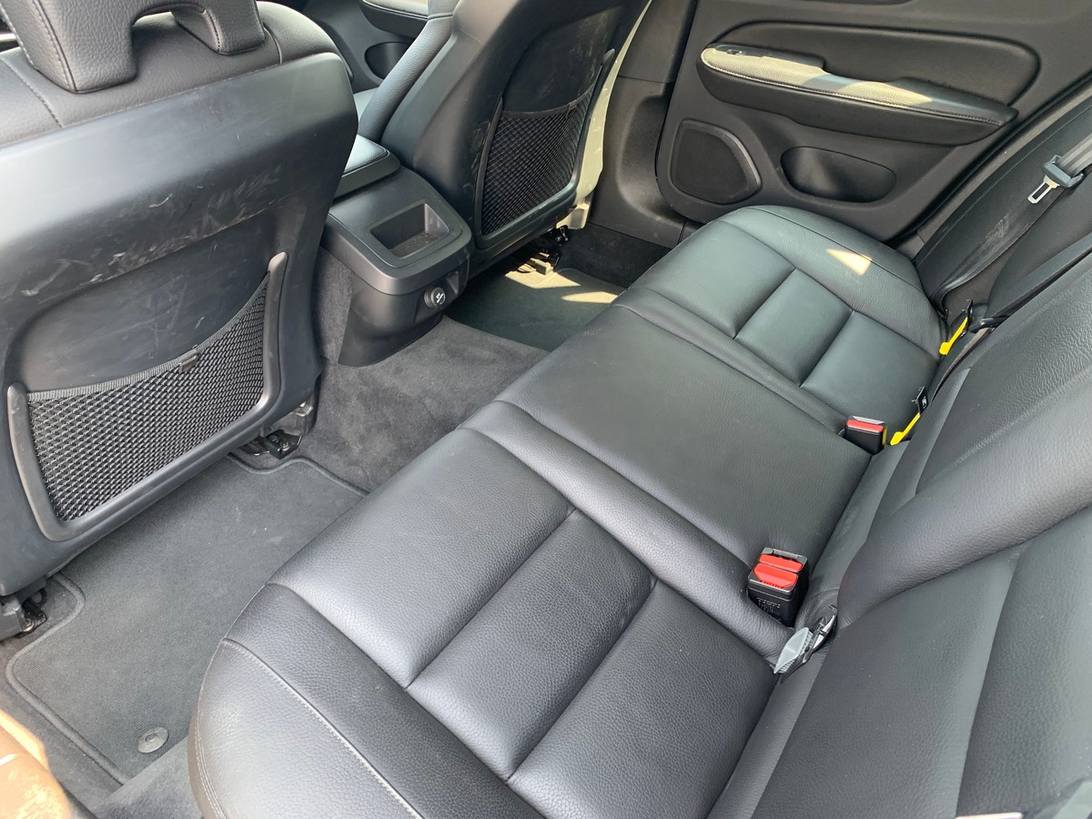 Volvo V60 150 ch | Business Excecutive | Caméra recul | Apple car Play | Cuir | Régulateur vitesse