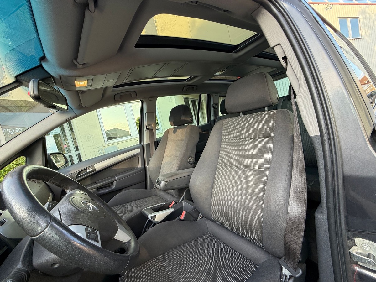 Opel Zafira 1.7 CDTI 125 CV cosmo 7 place 4XCBLeut