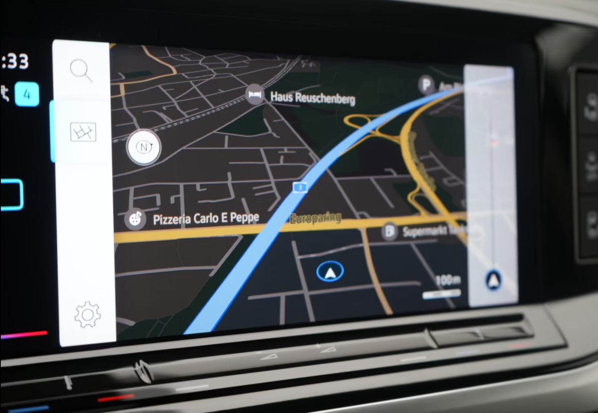 Volkswagen Multivan VII (T7) 1.4 eHybrid 218ch Life Long DSG6/vis à vis/Harman-Kardon/Attelage