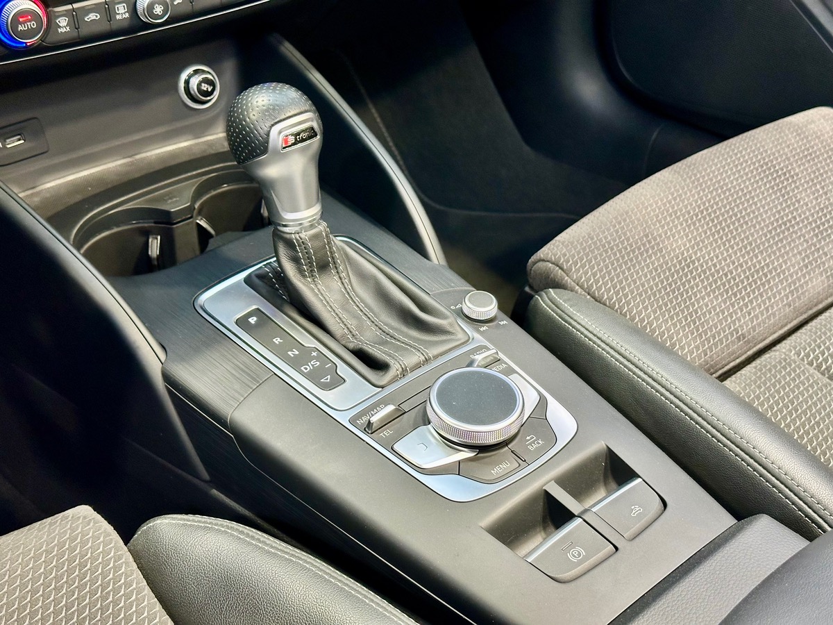 Audi A3 Cabriolet III (2) 1.5 TFSI 150 S Line S Tronic 7 b