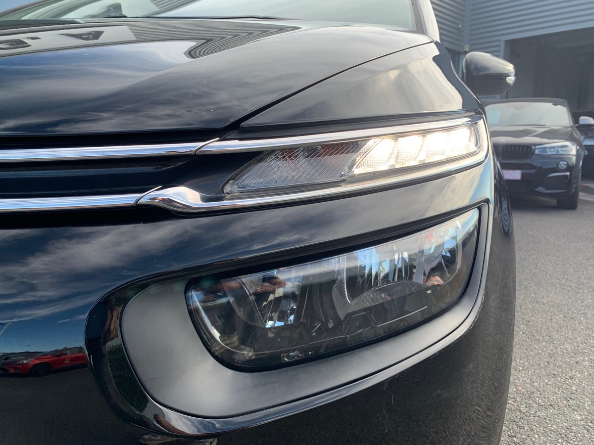 Citroën C4 SpaceTourer 120 chevaux | Live | Régulateur vitesse | Apple car Play Android auto | GPS