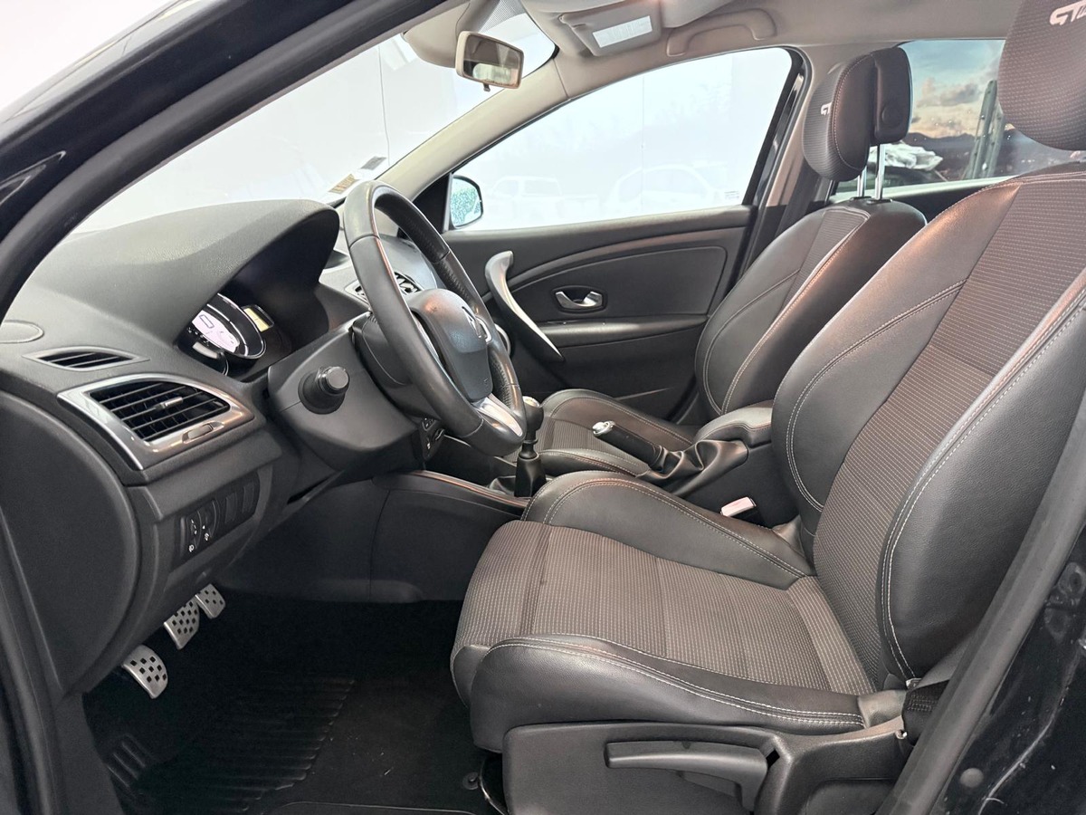 RENAULT Megane Estate 1.5 dCi 110 GT Line