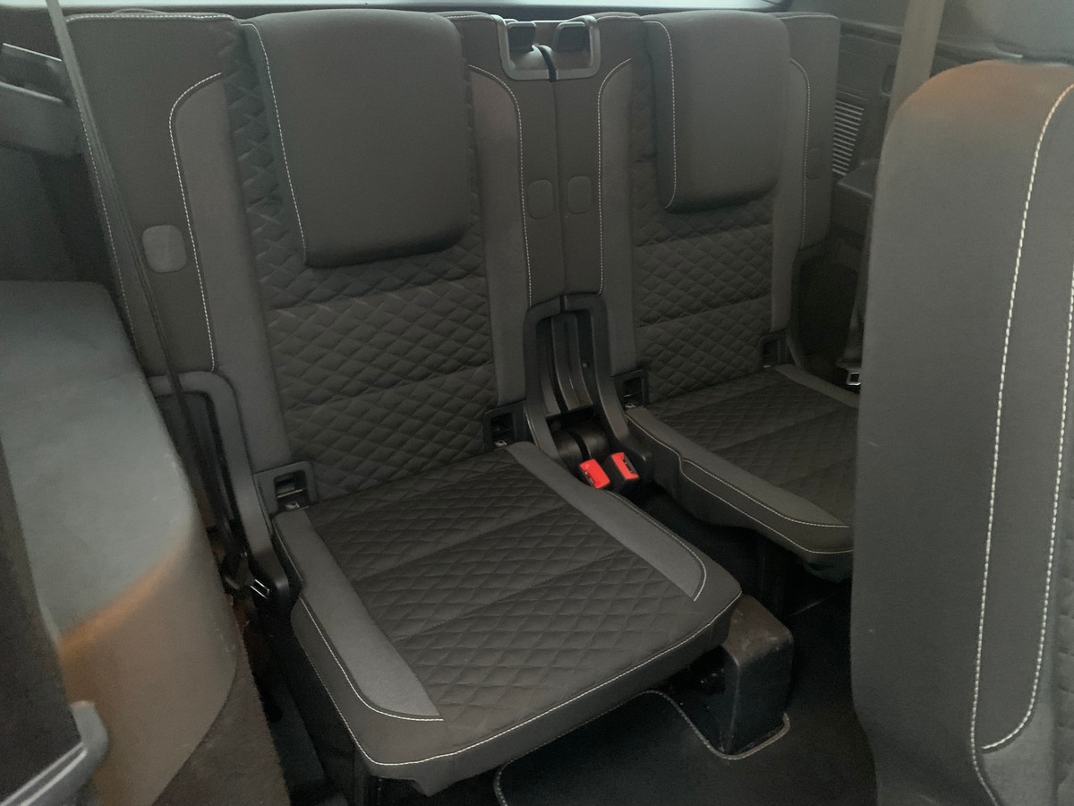 Volkswagen Touran 115 | Connect | 7 Places | Caméra recul | GPS | Bluetooth | Régulateur vitesse