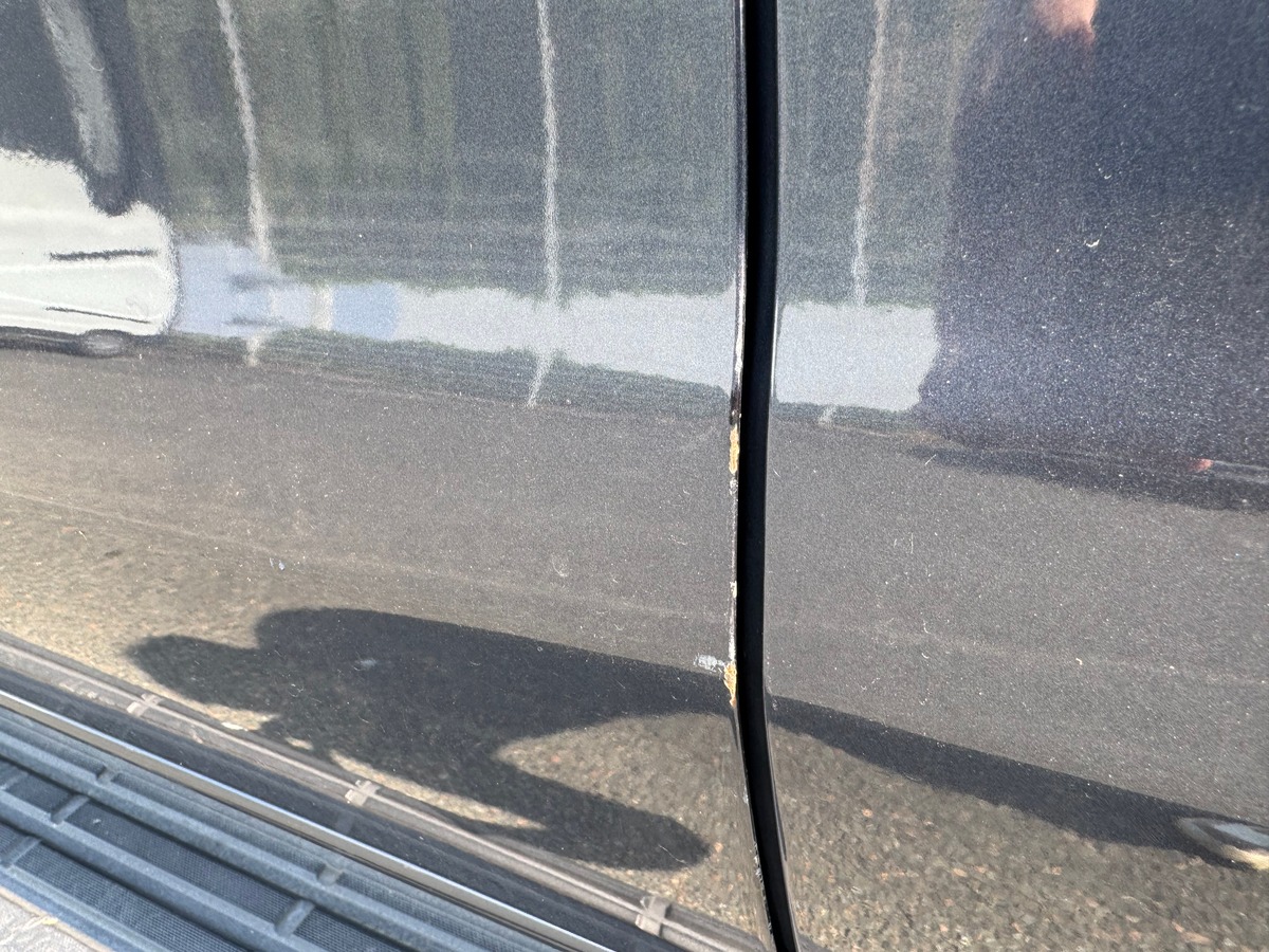 Ford Ranger 200 chevaux | Limited | Double Cabine | 5 places | GPS | Régulateur vitesse | Hard Top