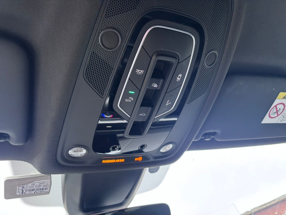 Audi A4 Avant 2.0 TFSI S-Tronic - Française - Suivi d'entretiens - CARPLAY