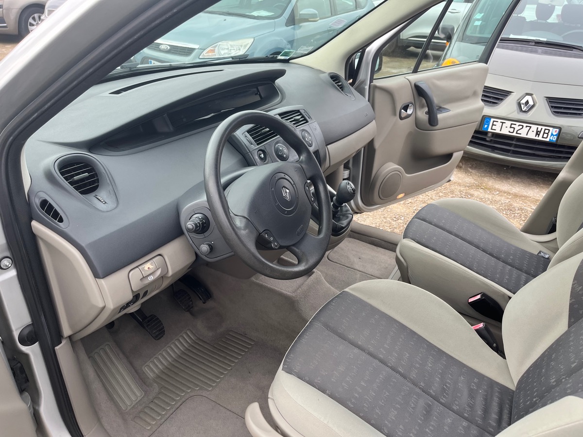 RENAULT Scenic 1.9 dci 168533KM