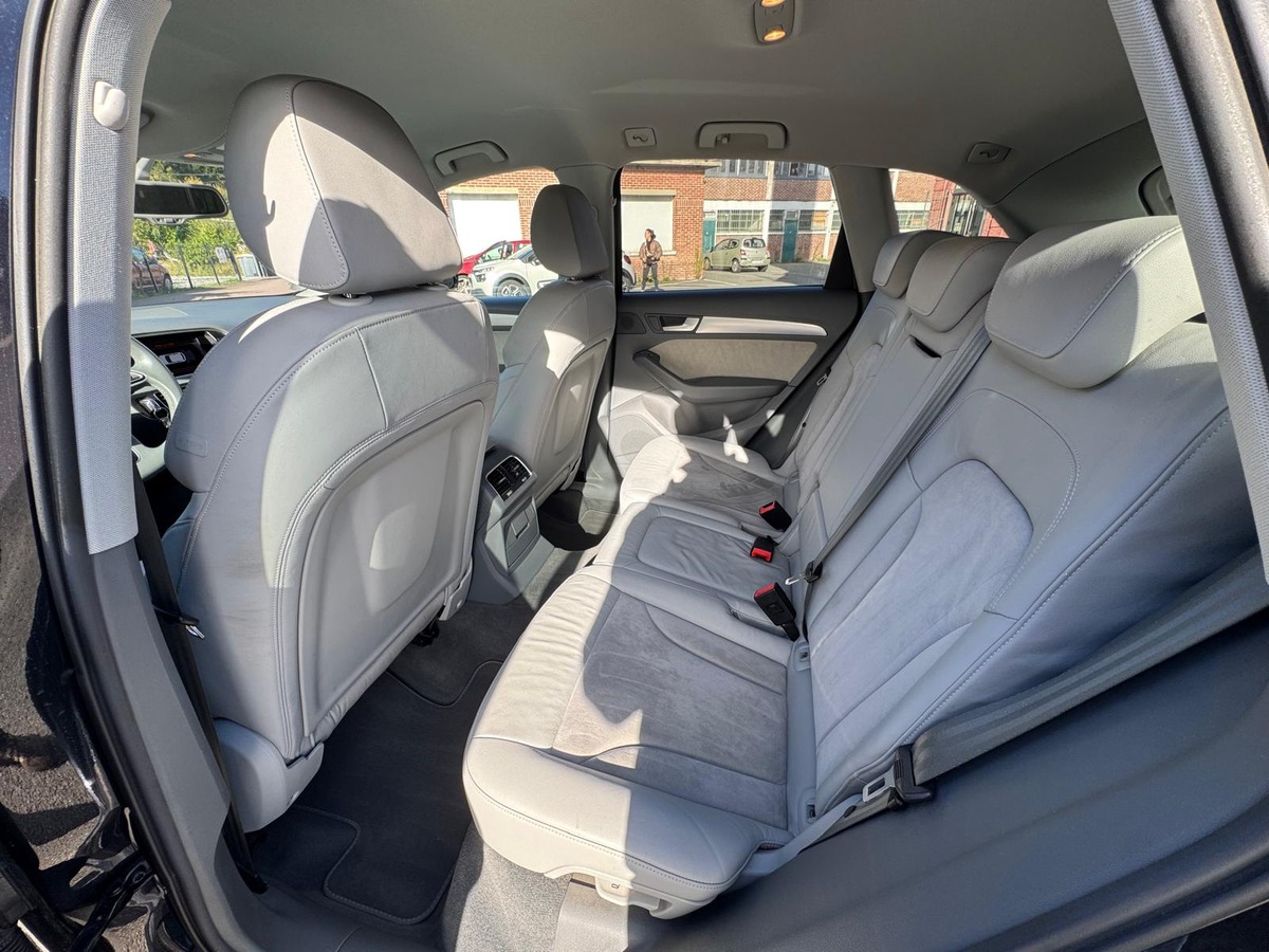 Audi Q5 2.0 TDI QUATTRO 190cv - Suivi complet - Attelage -Garantie