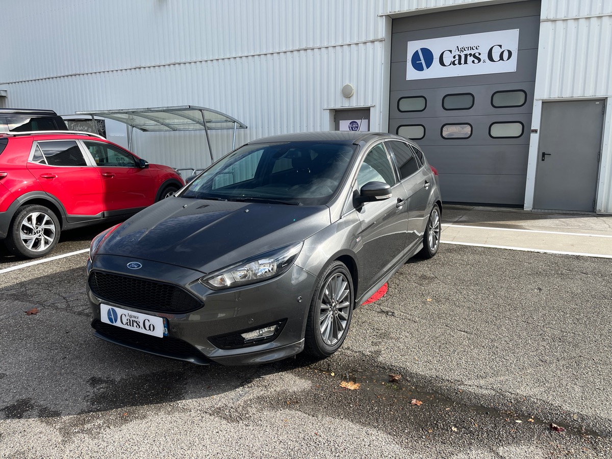 Ford Focus 1.0 Ecoboost 125ch ST LINE, Caméra de recul,  GPS, radars AV et AR, Clim Auto bizone