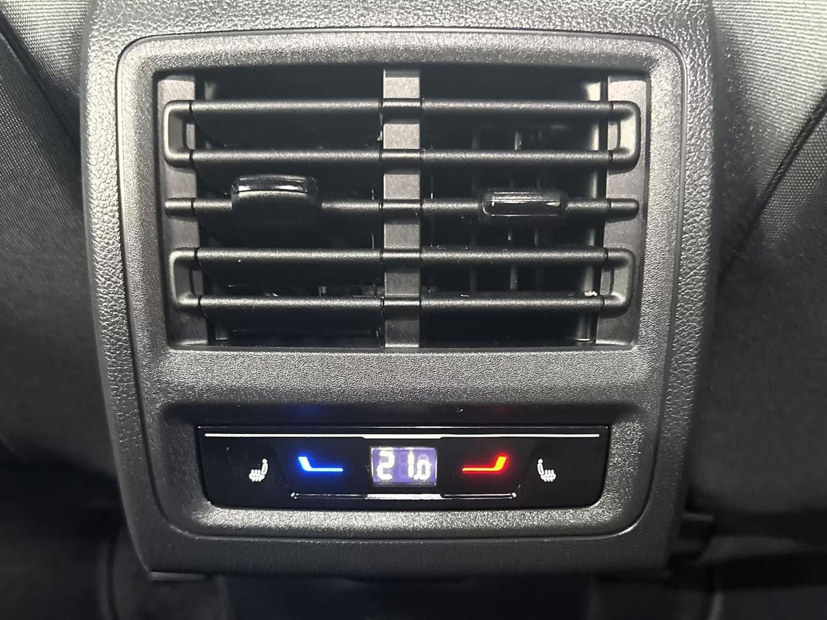 Volkswagen Golf VIII 2.0 TDI SCR 200ch GTD DSG7/Harman-Kardon