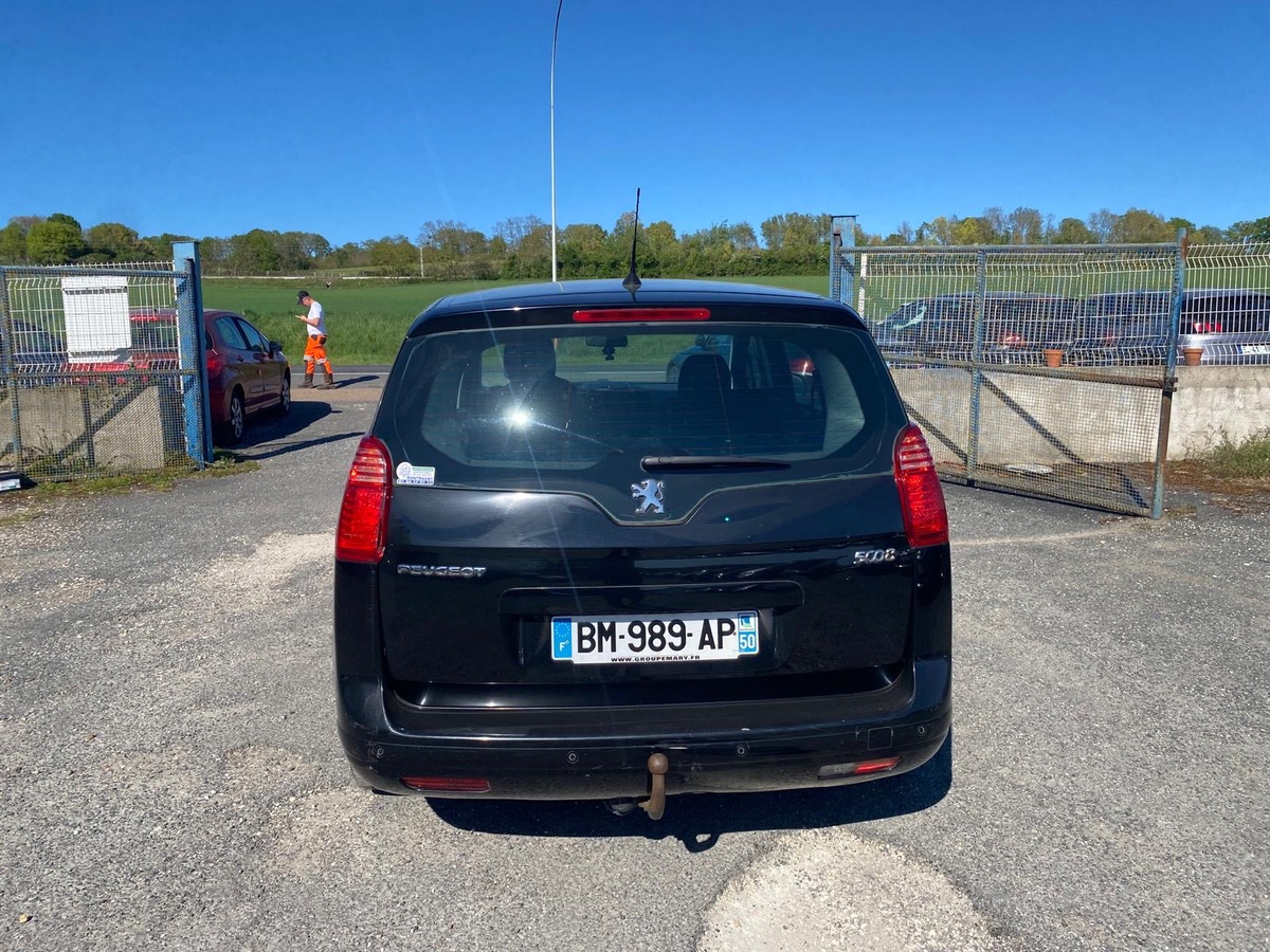 Peugeot 5008 1.6 hdi 112cv 7 places