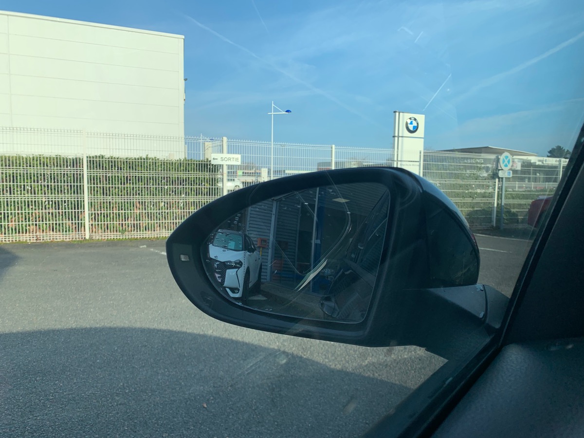 Volkswagen Golf 150 | Carat | JA 18" Durban | Suspensions Sport | Régulateur vitesse et de distance