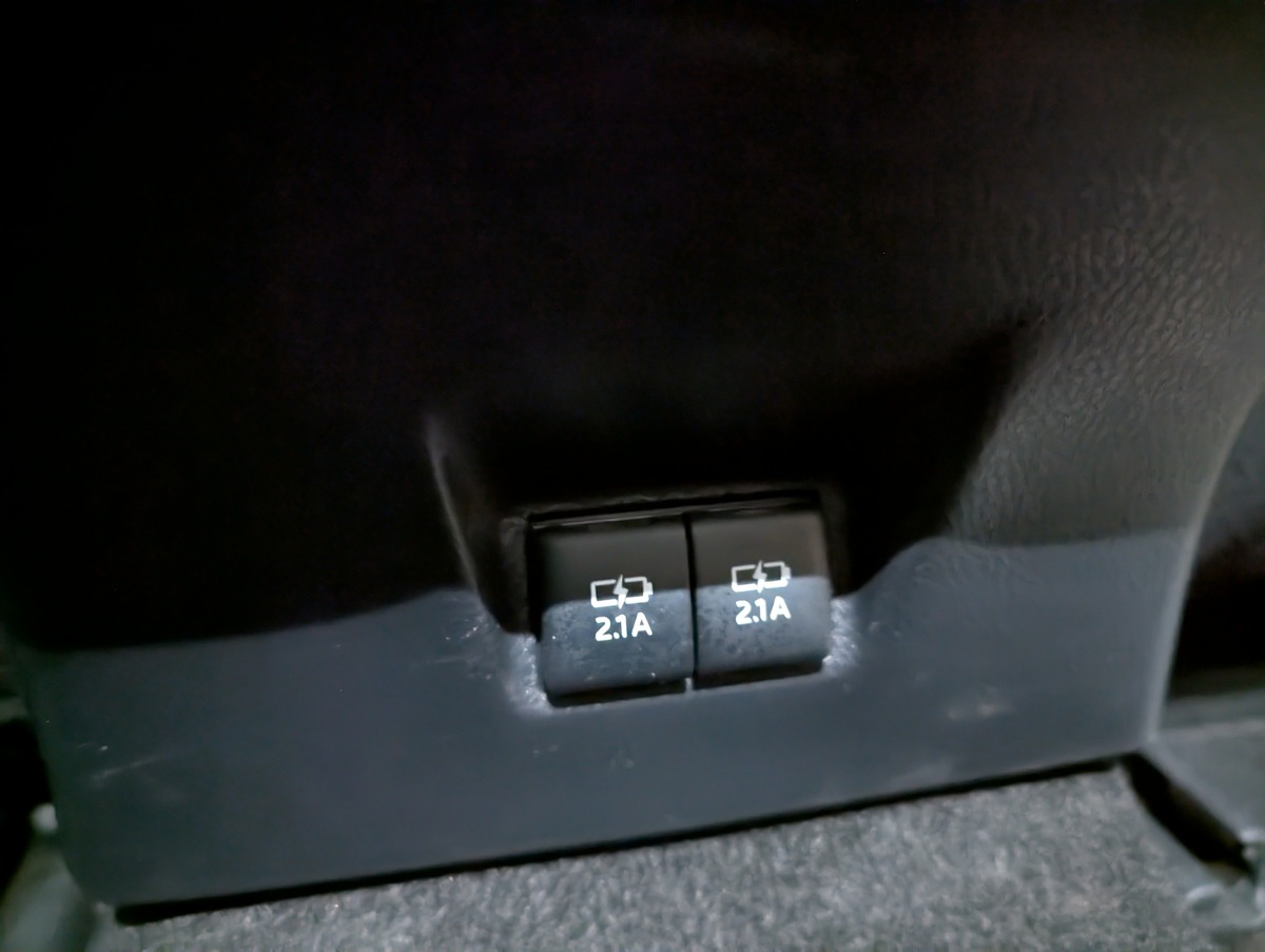 Toyota Camry 2.5 218h Design