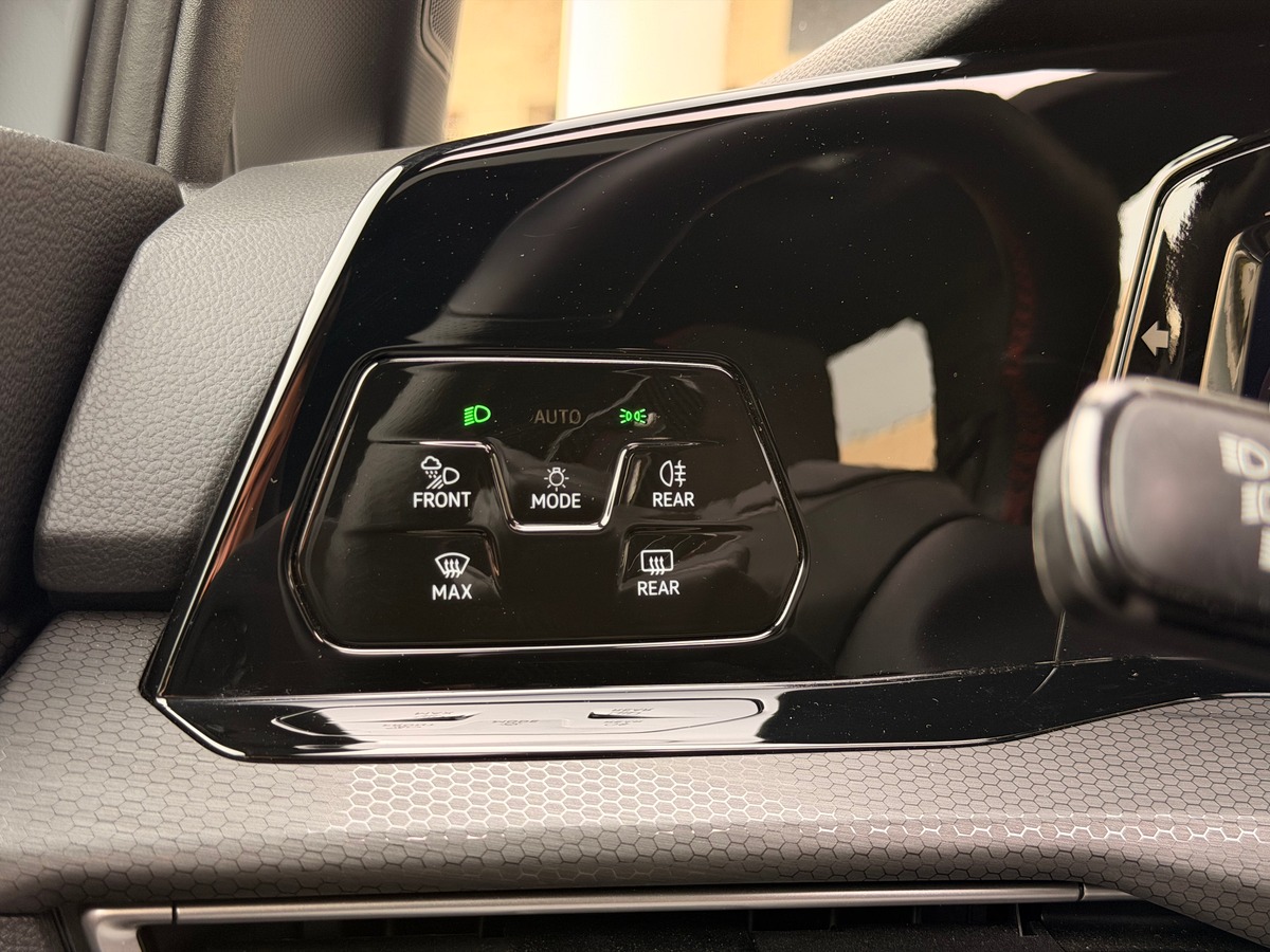 Volkswagen GOLF 8 GTI CLUBSPORT EDITION 45 - ligne Akra - Entretiens Volkswagen - Downpipe Miltek