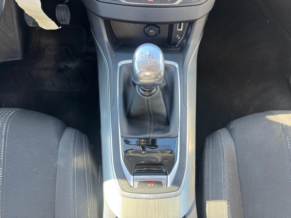 Peugeot 308 1.6 Blue-Hdi 120cv Allure - Garantie - première Main