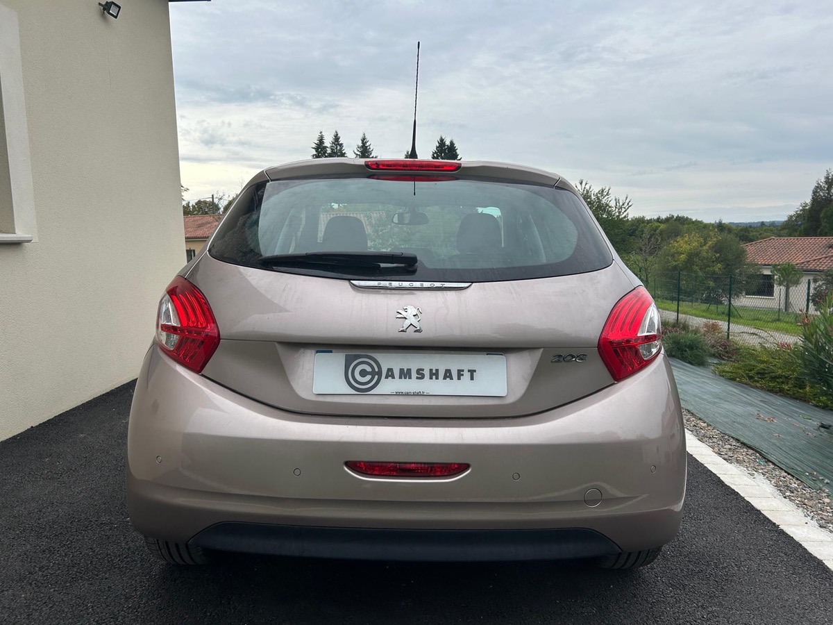 Peugeot 208 1.6 eHDi Allure