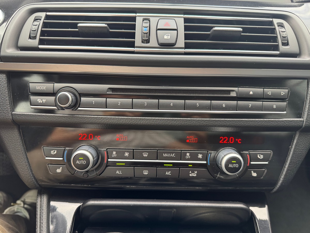 Bmw Série 5 245 ch | Luxury | GPS | Cuir | Régulateur vitesse | Sièges avant et arrière chauffants