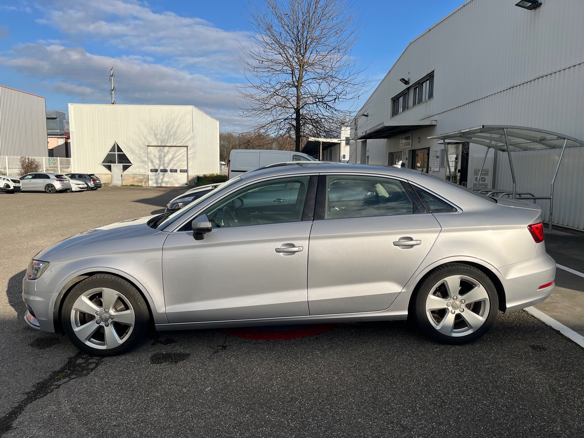 Audi A3 Limousine 1.6 TDI 110cv, Suivi entretien complet, courroie de distrib. OK, sièges chauffants
