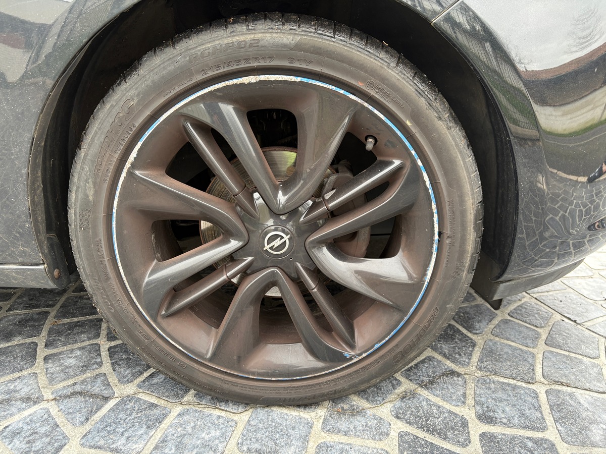 Opel Adam 1.4 Twinport 87ch - 5cv