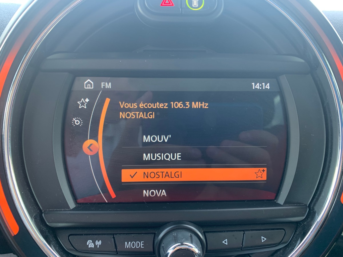 Mini Countryman 136 | Oakwood | Toit ouvrant panoramique | Caméra de recul | Siéges chauffants | GPS