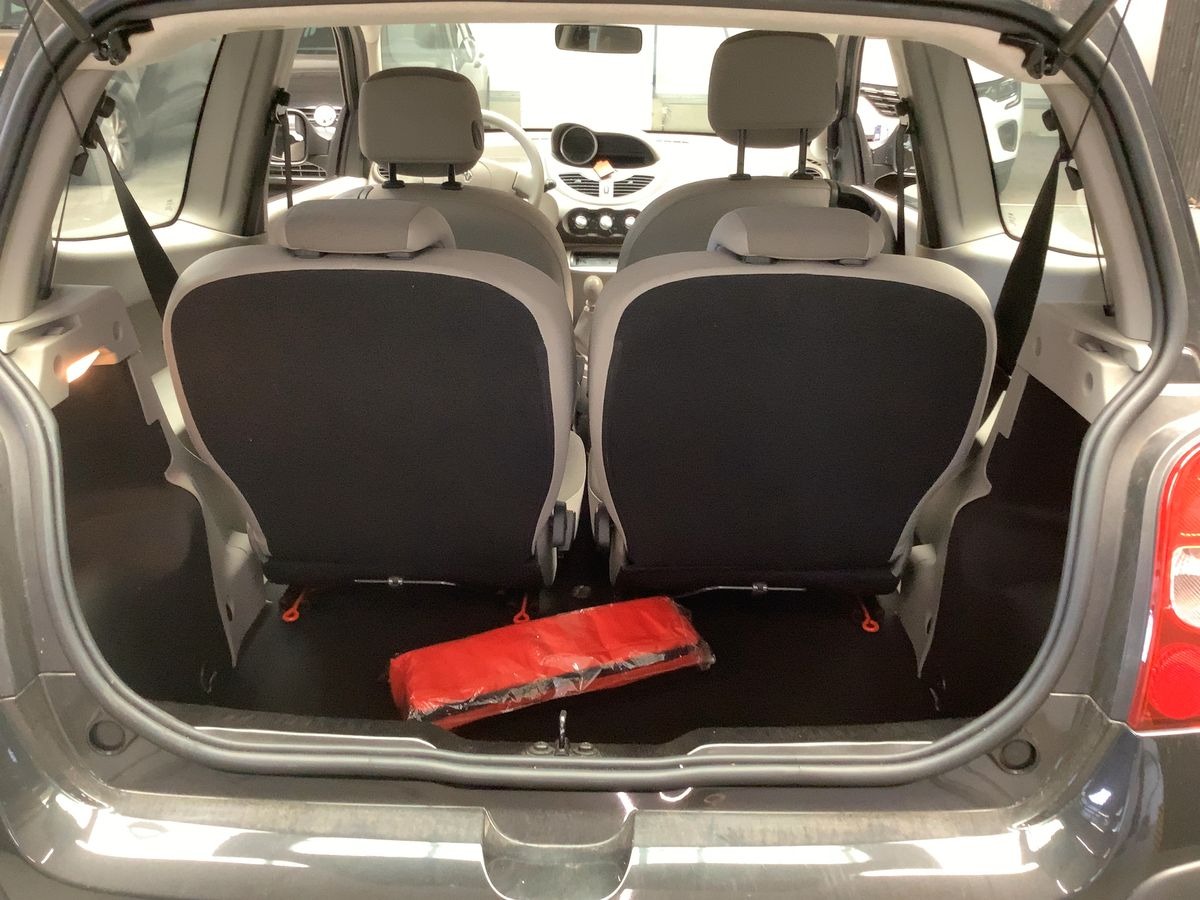 RENAULT Twingo II 1.2i 16v 75