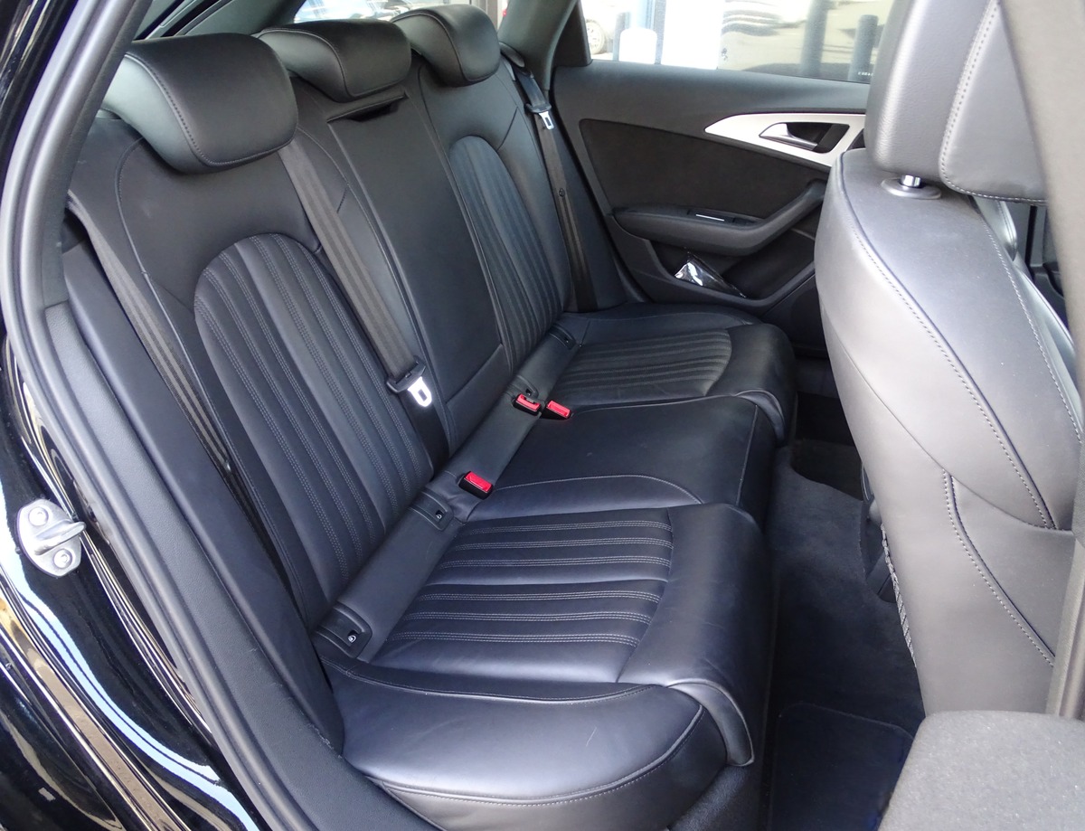 Audi A6 IV (2) AVANT 3.0 TDI 218 Ch S-LINE / Pack Noir  / Toit Pano / Sièges élec - STronic BVA